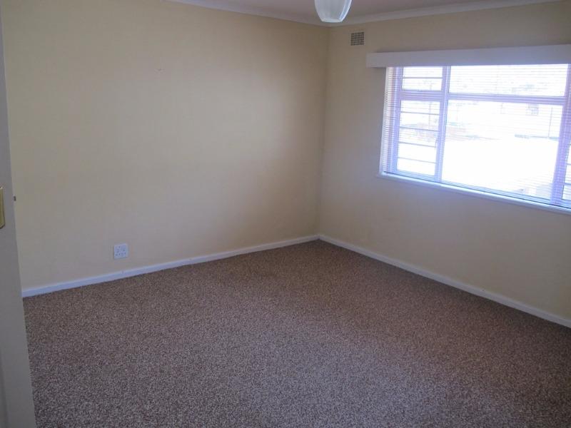 To Let 2 Bedroom Property for Rent in Fish Hoek Western Cape